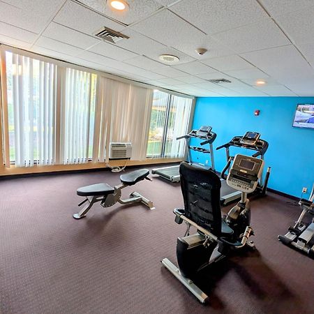 Fairmount Inn & Suites - Stroudsburg, Poconos Delaware Water Gap Ngoại thất bức ảnh