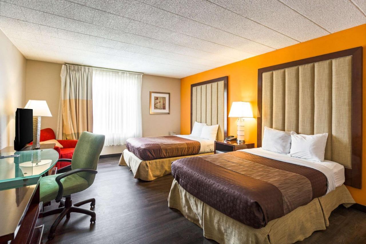 Fairmount Inn & Suites - Stroudsburg, Poconos Delaware Water Gap Ngoại thất bức ảnh